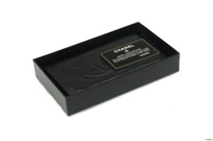 CHANEL Wallet Caviar