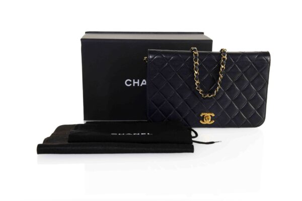 CHANEL Single Full Flap