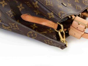 Louis Vuitton Montaigne MM