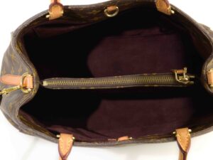Louis Vuitton Montaigne MM
