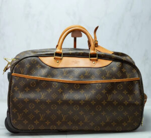 Louis Vuitton Eole 50 Monogram Beställningsvara