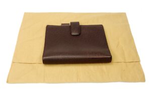 Louis Vuitton Agenda MM Taiga 