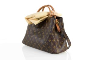 Louis Vuitton Montaigne