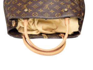 Louis Vuitton Montaigne MM