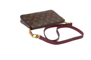 Louis Vuitton Pochette