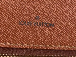 Louis Vuitton Monceau 28