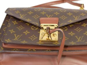 Louis Vuitton Monceau 28