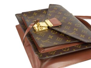 Louis Vuitton Monceau 28