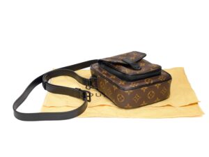Louis Vuitton Chrostopher Wearable Wallet