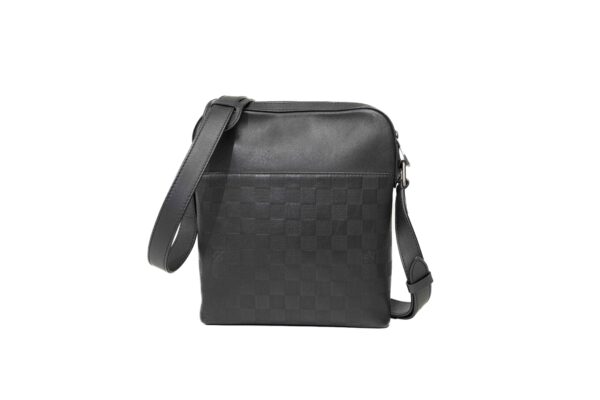 Louis Vuitton Onyx Damier Infini Leather District Pochette