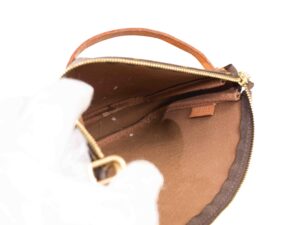 Louis Vuitton Pochette
